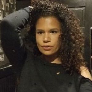 Meet your Posher, Maribel